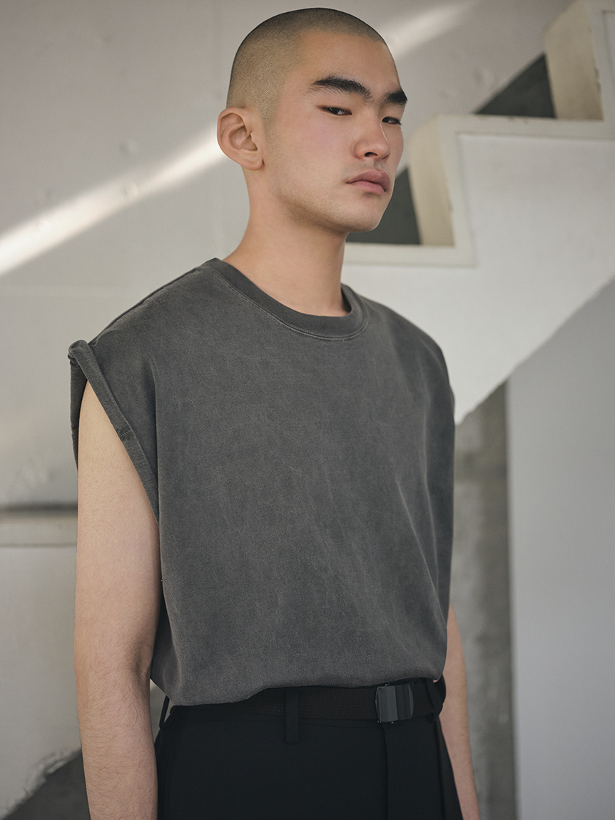ウォーキング・ランニングウェア charbon PIGMENT DYE WAFFLE NO-SLEEVE On Performance Tank オン パフォーマンスタンク メンズ