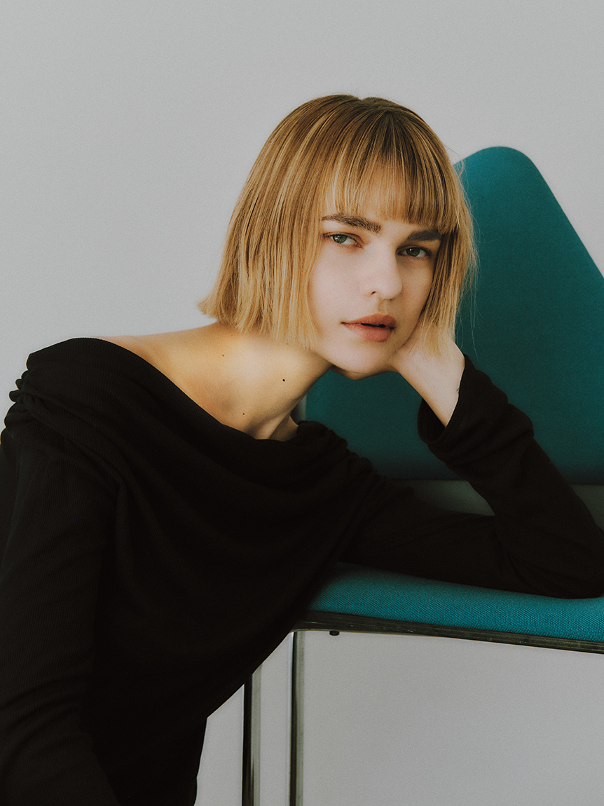 オフショルダーカットトップス(カットソー)｜トップス│styling