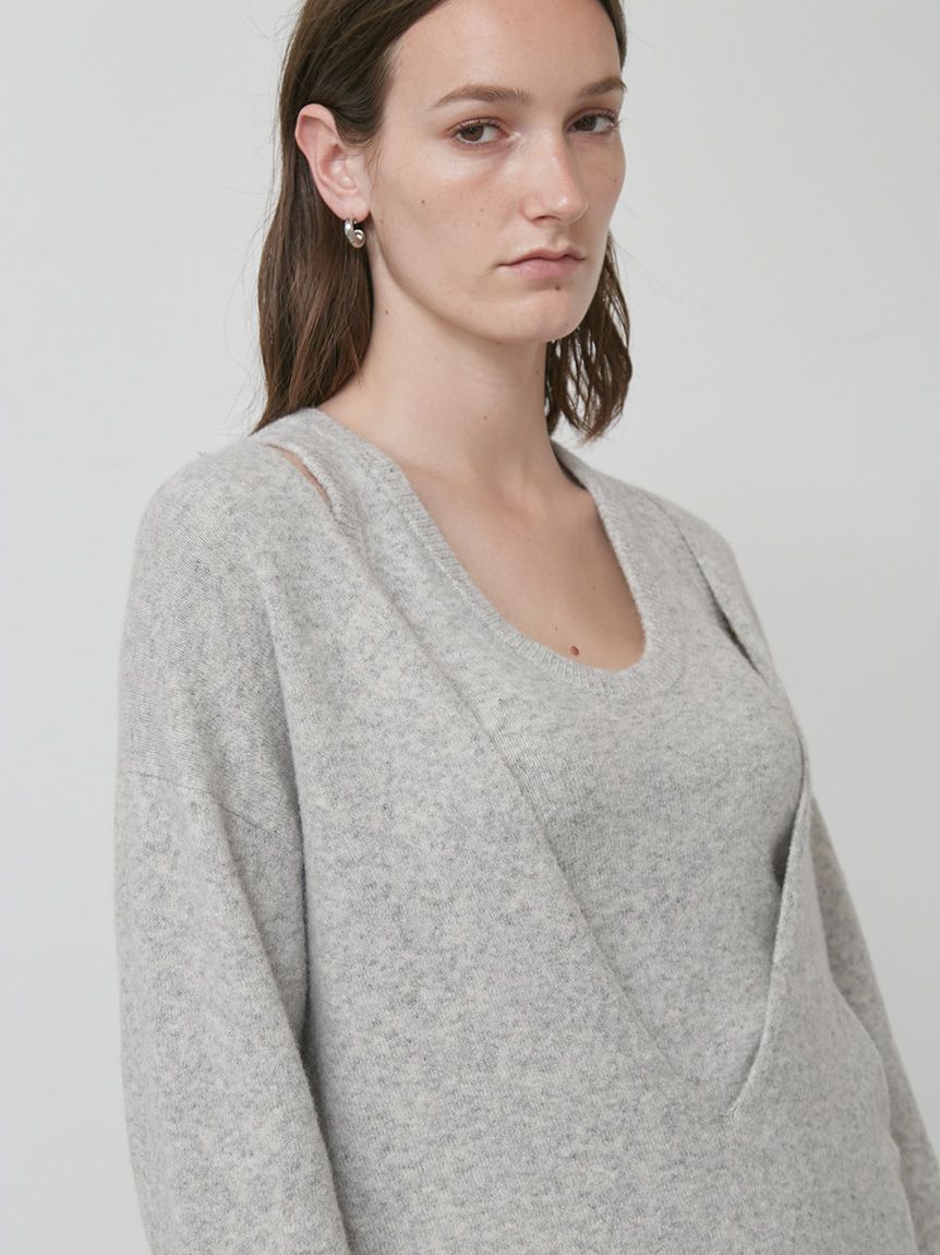 【新品】CPG　Vネック　ニット　タグ付き Vネック ラインニット｜JENNE(ジェンヌ)公式通販：パリジェンヌ