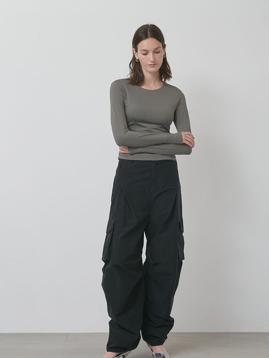 eLLa selectshop ワインカッププルオーバー 黒色 レディース