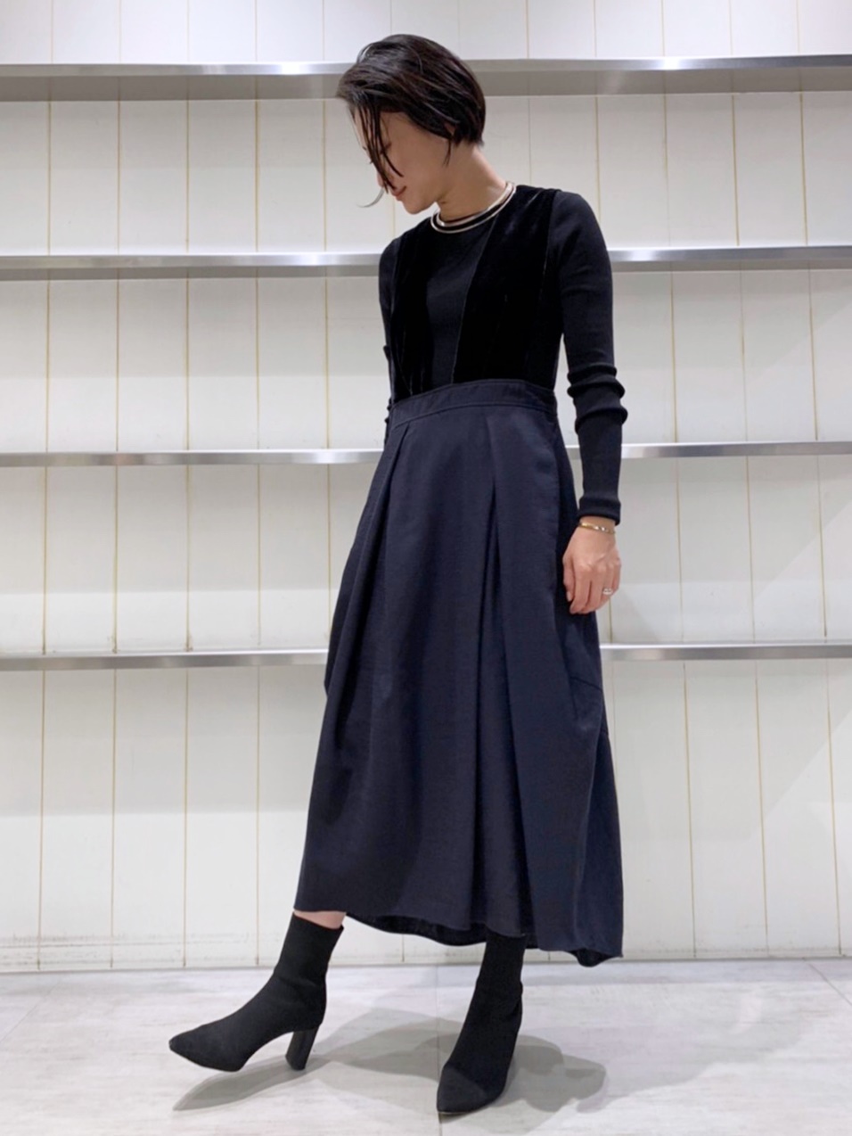 ベルベットサスペンダーワンピース その他 ワンピース Styling スタイリング の通販サイト 公式