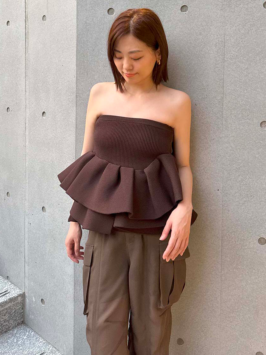 styling/ ラッフルニットベアトップ ベージュ ラッフルニットベアトップ(ニット/カーディガン)｜トップス